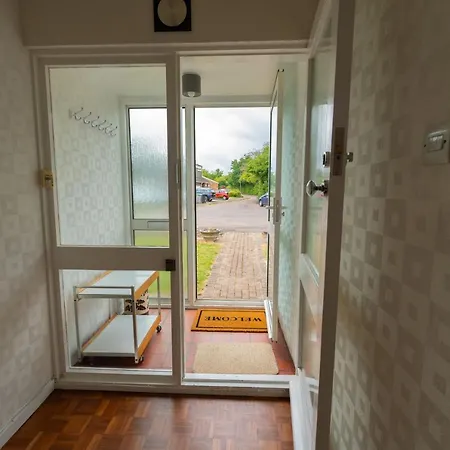 Spacious Family Bungalow With Garden For Up To 7 Epsom Exterior foto